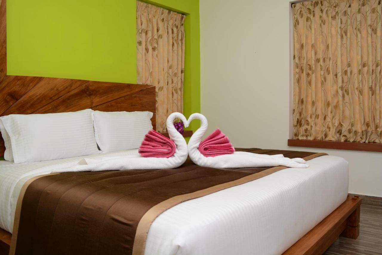 Paradise Peak Cottage Kodanad  ภายนอก รูปภาพ