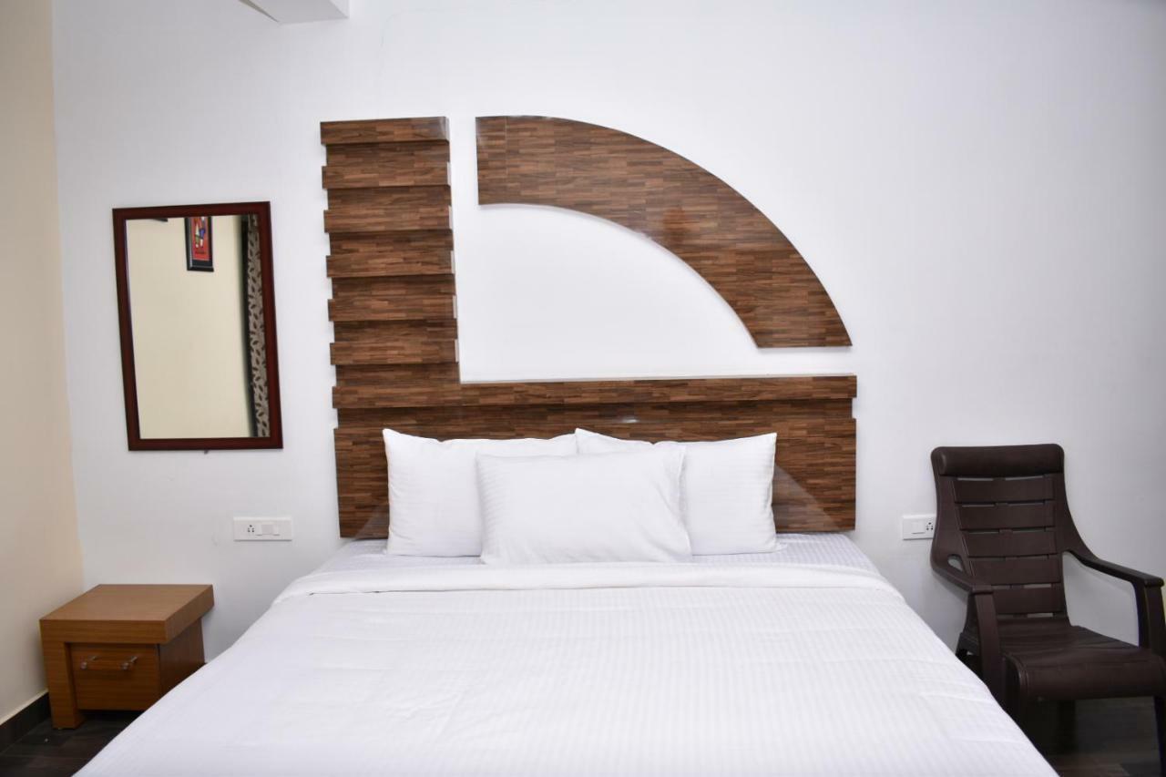 Paradise Peak Cottage Kodanad  ภายนอก รูปภาพ