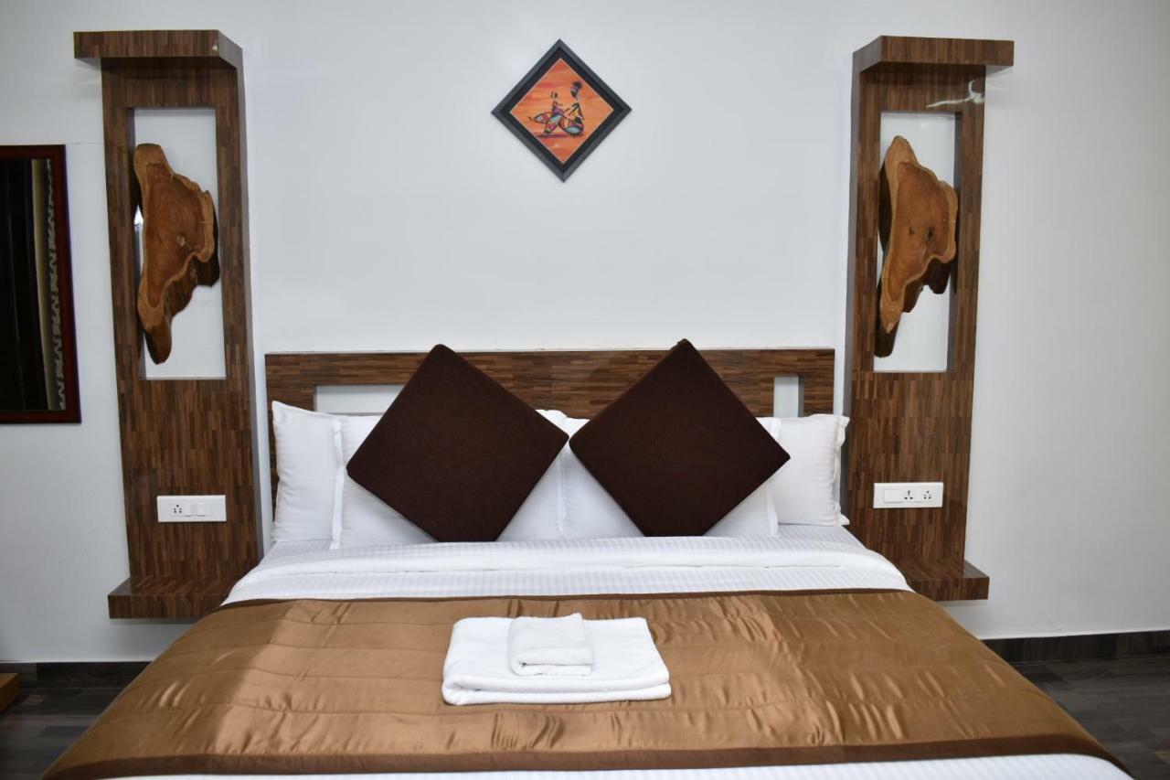 Paradise Peak Cottage Kodanad  ภายนอก รูปภาพ