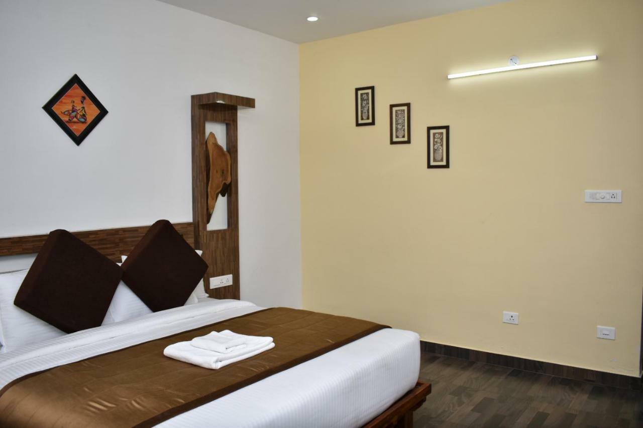 Paradise Peak Cottage Kodanad  ภายนอก รูปภาพ